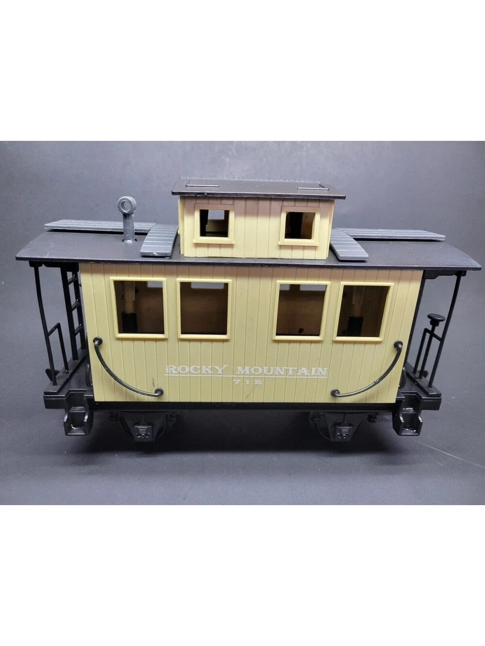 EZTEC Scientific Toys G Gauge Tan Rocky Mountain Caboose 712 Model Train Car